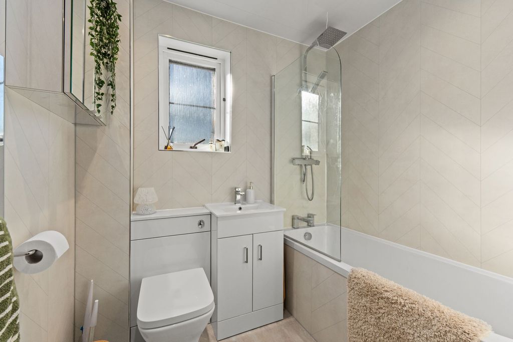 Additional image 15 of 2 bed flat for saleSt. Magdalenes, Linlithgow EH49
