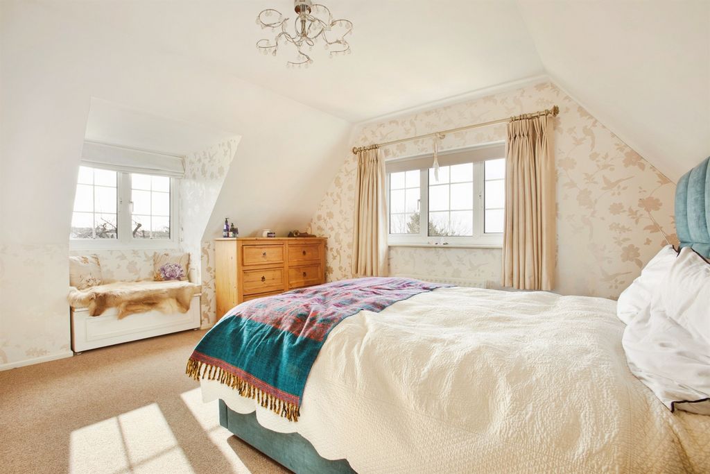 Additional image 10 of 4 bed link detached house for saleHolders Road, Amesbury, Salisbury SP4