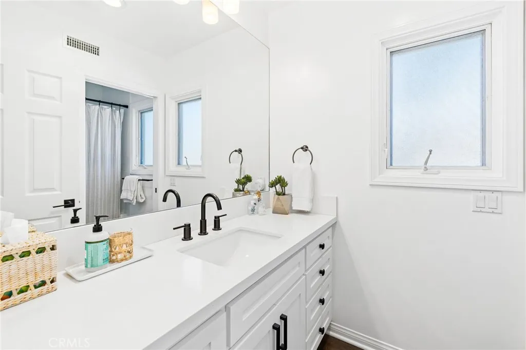 Additional image 38 of 124 Garnet Avenue, Newport Beach, CA 92662