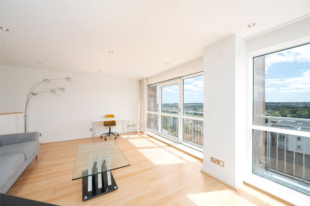Additional image 16 of 3 bed flat for sale79 Queens Highlands, Aberdeen AB15