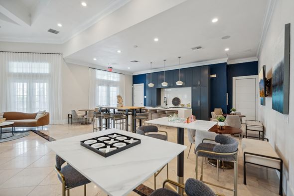 7047 Ambrosia Lane, Naples, FL, 34119