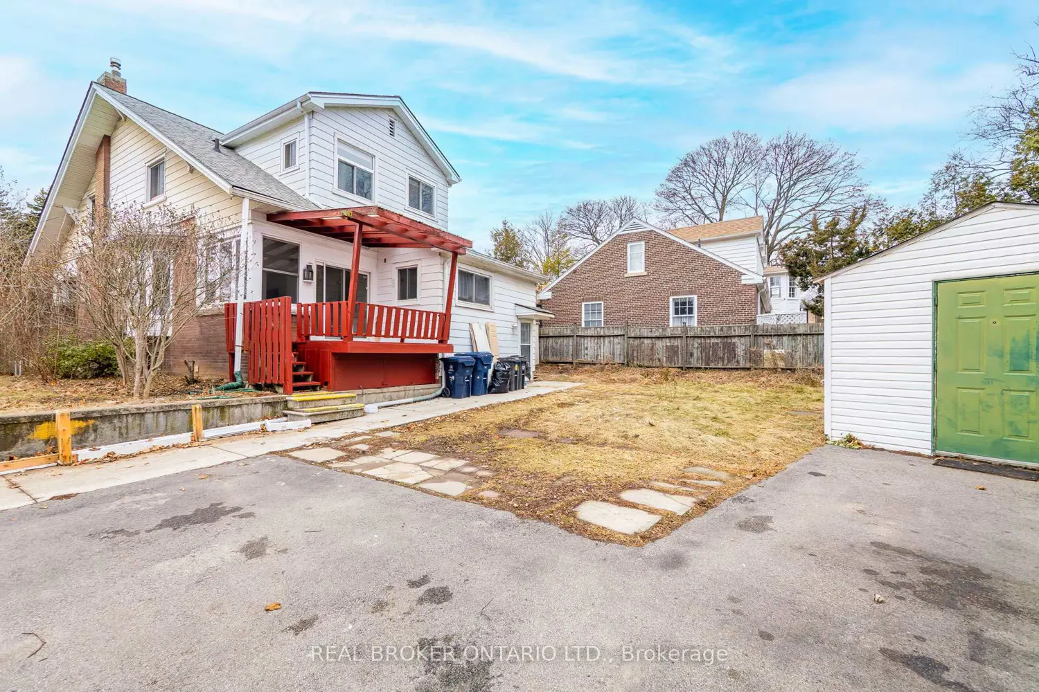 Additional image 17 of 2585 Lakeshore Boulevard