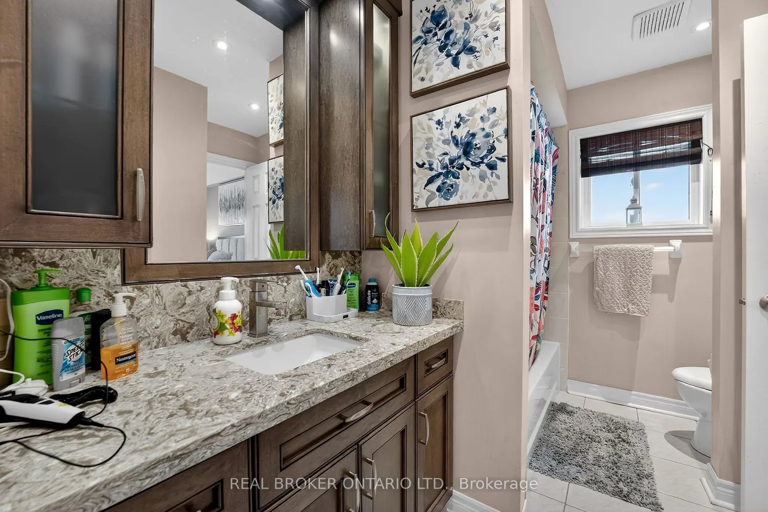 Additional image 10 of 39 Pinebrook Circle