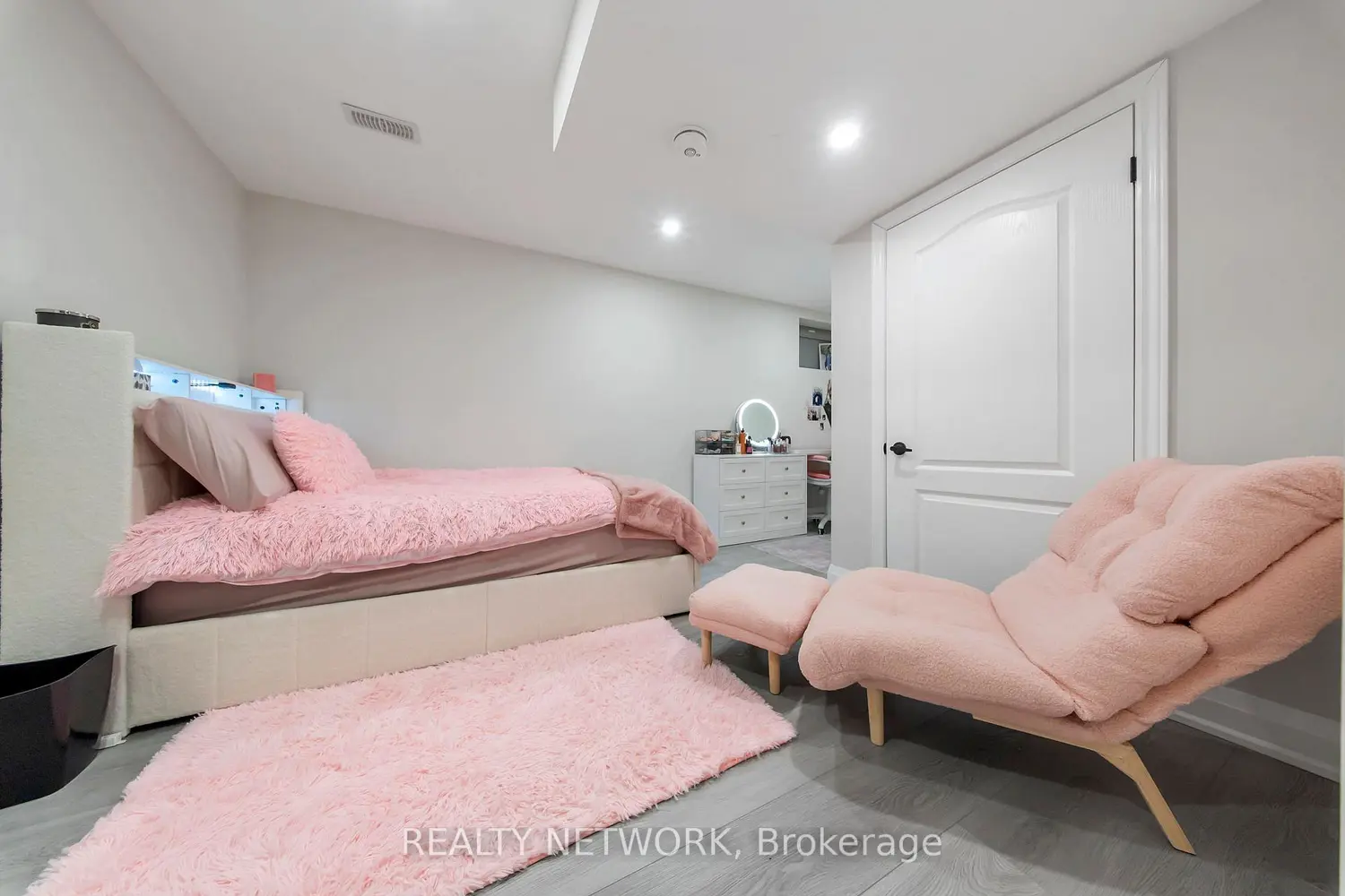 Additional image 18 of 59 Greti Drive