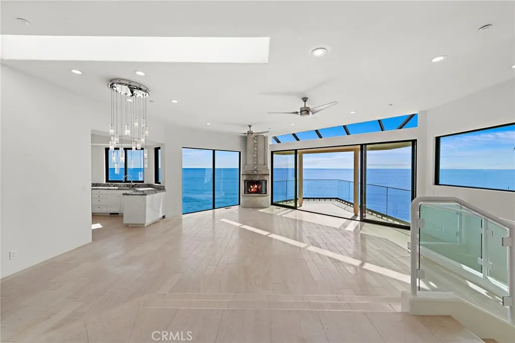 715 Ocean Front, Laguna Beach, CA 92651