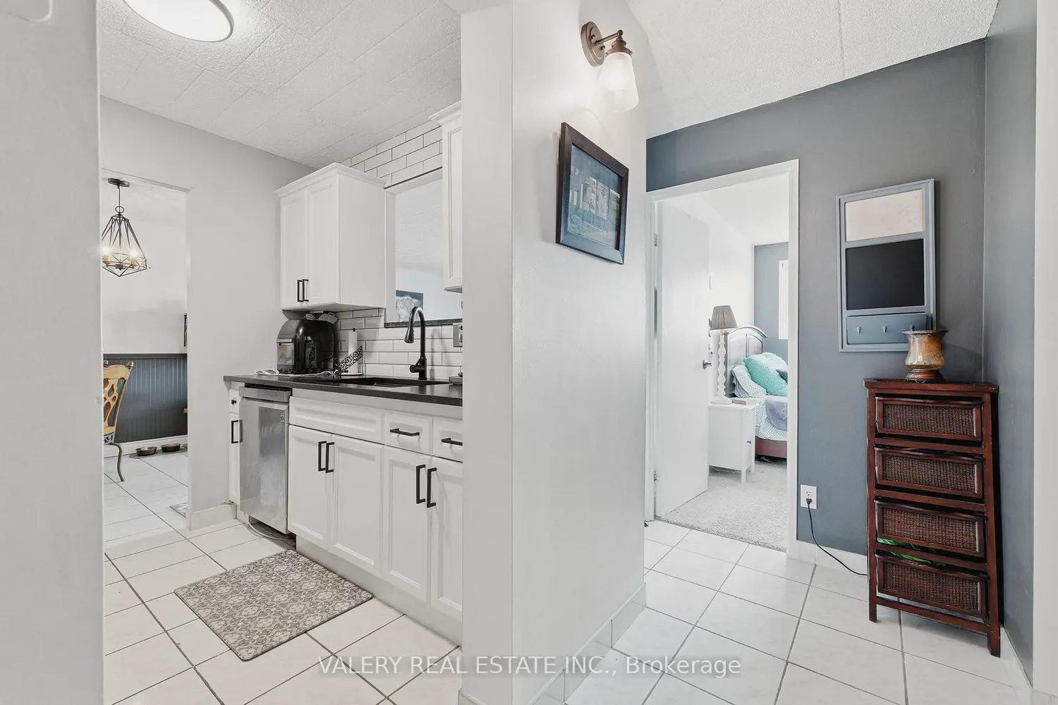 6 Walton Avenue 302
