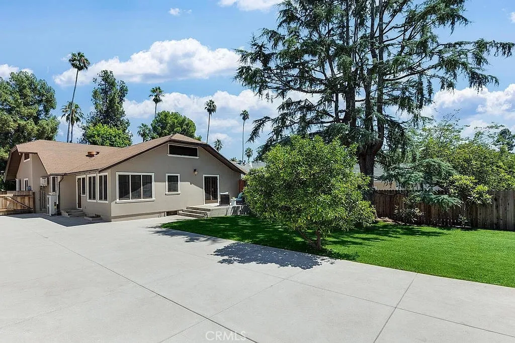 Additional image 55 of 977 N Hill Ave, Pasadena, CA 91104