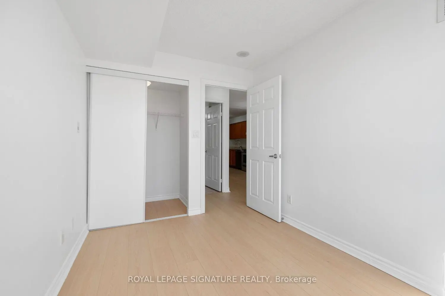 Additional image 7 of 3880 Duke Of York Boulevard 1508