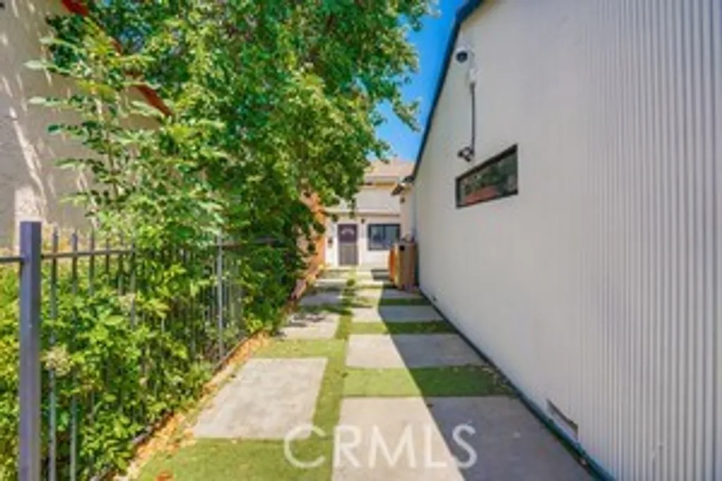 Additional image 4 of 5032 amestoy, Encino, CA 91316
