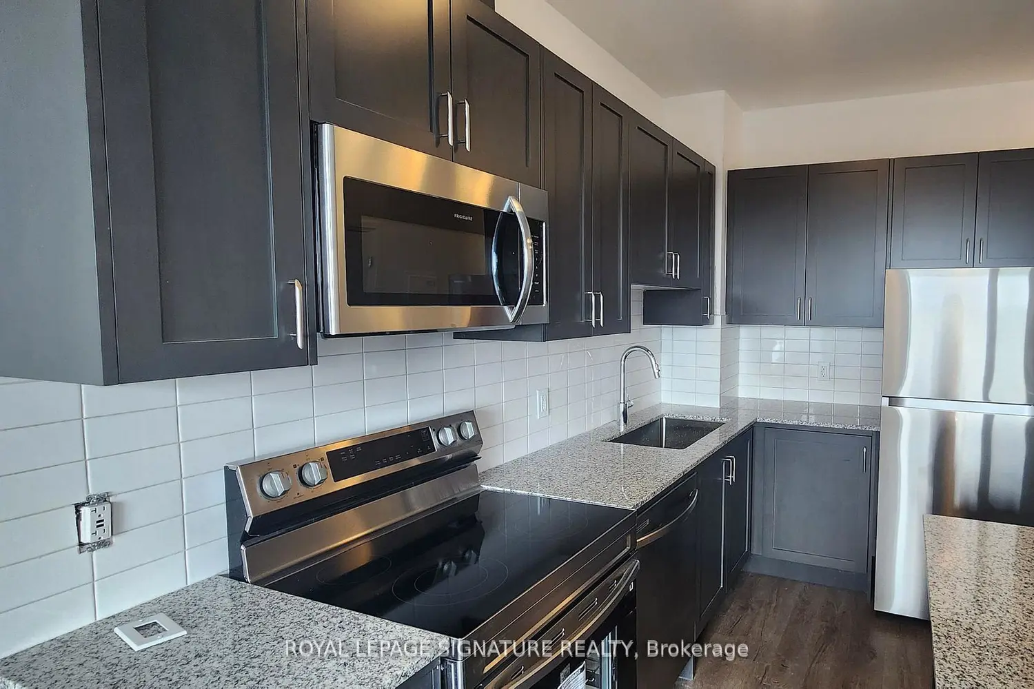 Additional image 3 of 3285 Carding Mill Trail 404