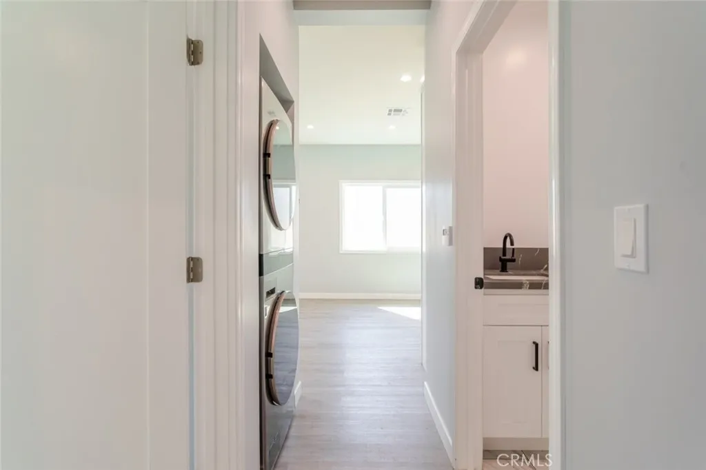 Additional image 52 of 944 Zook Drive Unit A, Glendale, CA 91202