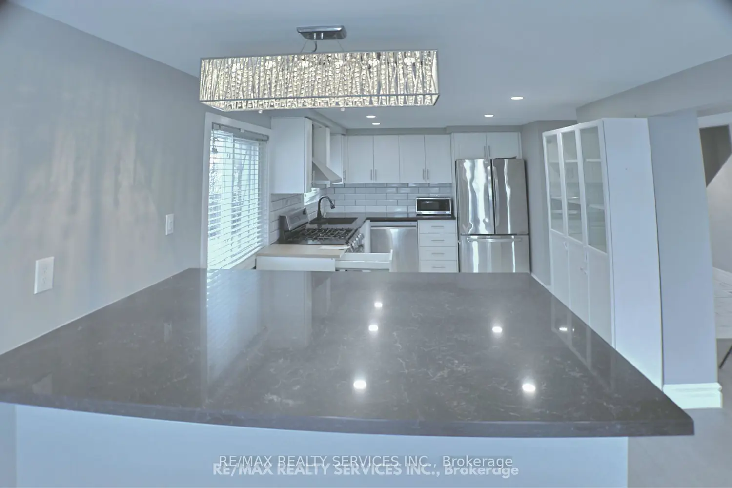 Additional image 10 of 662 Elgin Street