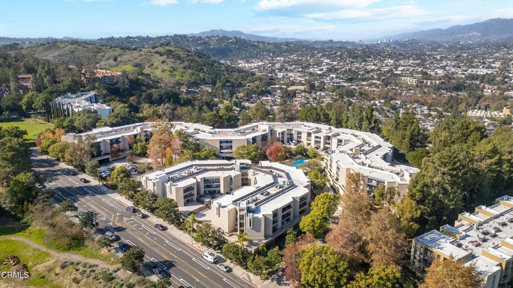 Additional image 85 of 4499 Via Marisol Unit 113A, Los Angeles, CA 90042