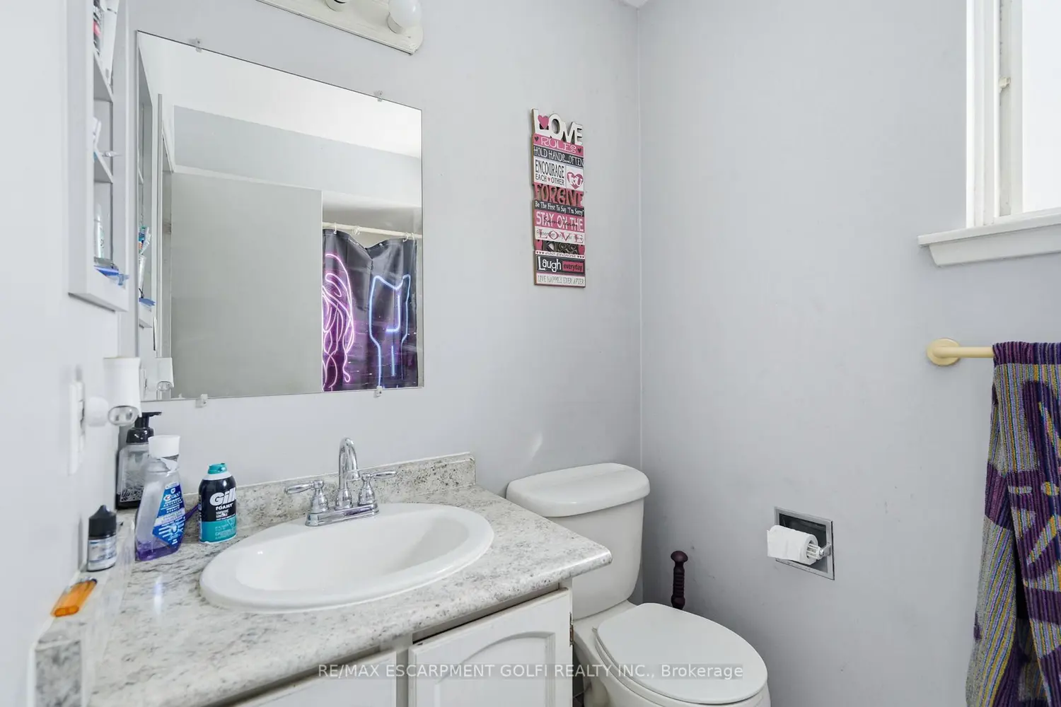 Additional image 11 of 17 Strawberry Lane