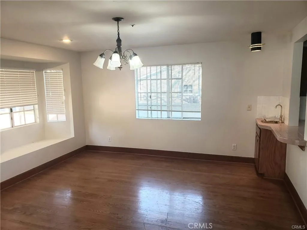 Additional image 3 of 148 W Highland Avenue, Sierra Madre, CA 91024