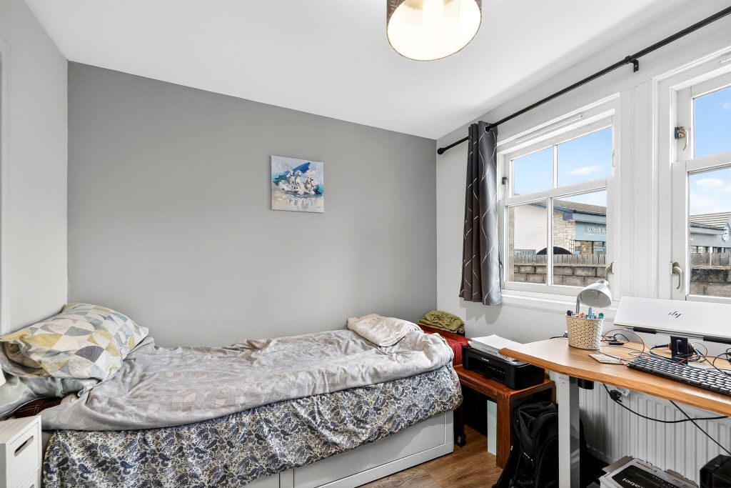 Additional image 16 of 2 bed flat for saleCausewayhead Road, Stirling FK9