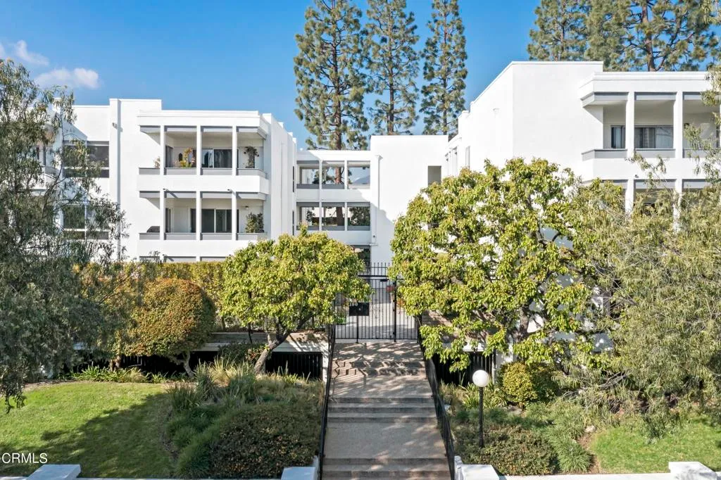 Additional image 49 of 190 Arroyo Terrace Unit 203, Pasadena, CA