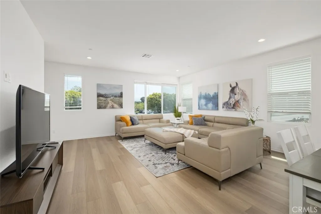 Additional image 7 of 151 Steely, Irvine, CA 92614