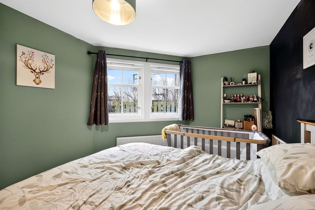 Additional image 9 of 2 bed flat for saleCausewayhead Road, Stirling FK9