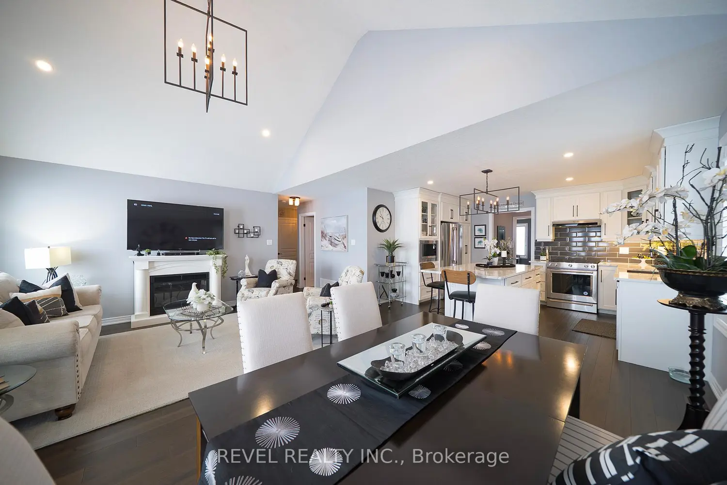 Additional image 6 of 261 Schooner Drive