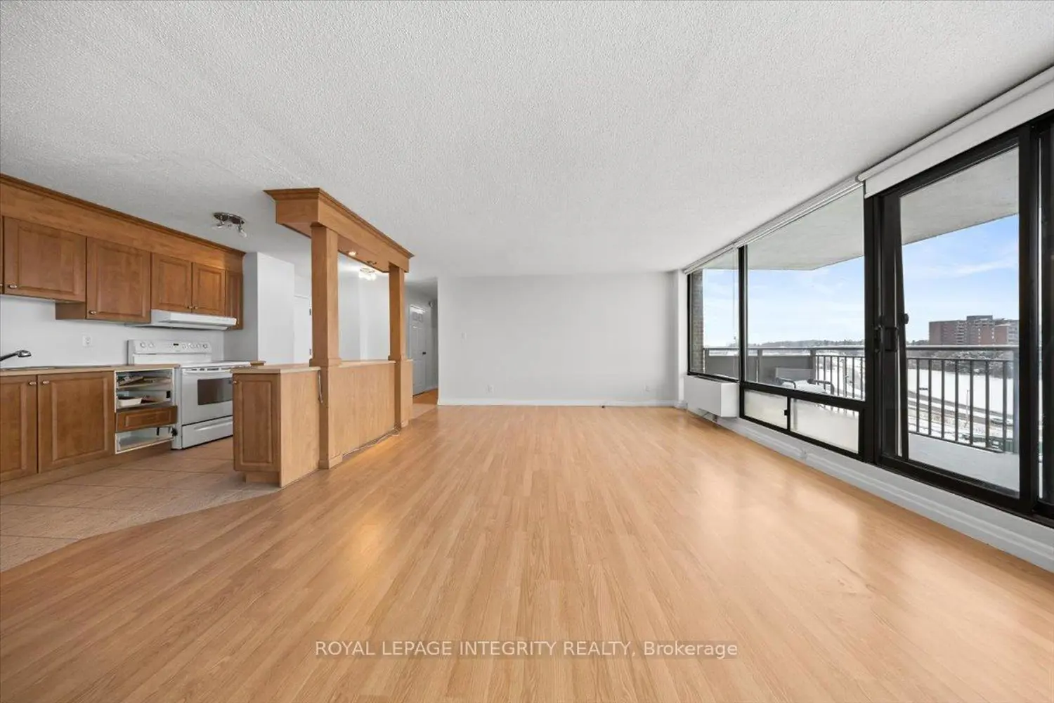 Additional image 9 of 1190 Richmond Road 703