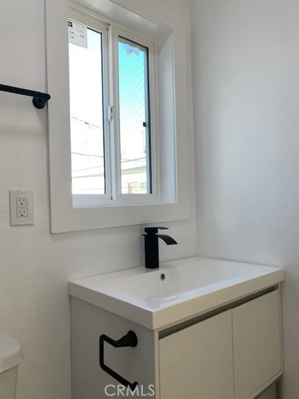 247 N New Hampshire Ave, Los Angeles, CA 90004