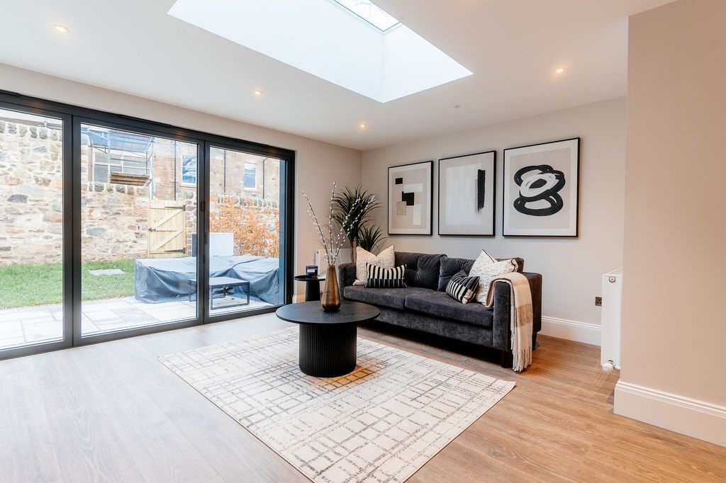 Additional image 6 of 5 bed town house for saleMillerfield Place, Edinburgh EH9