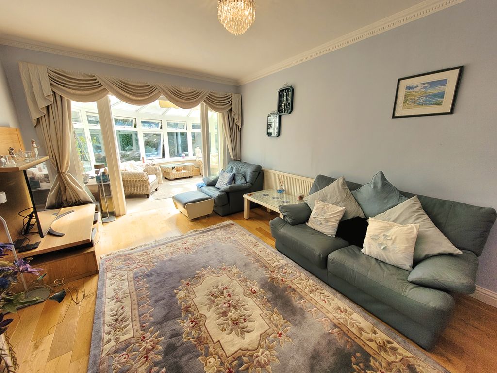Additional image 6 of 5 bed detached house for saleSanderling Close, Rest Bay, Porthcawl CF36