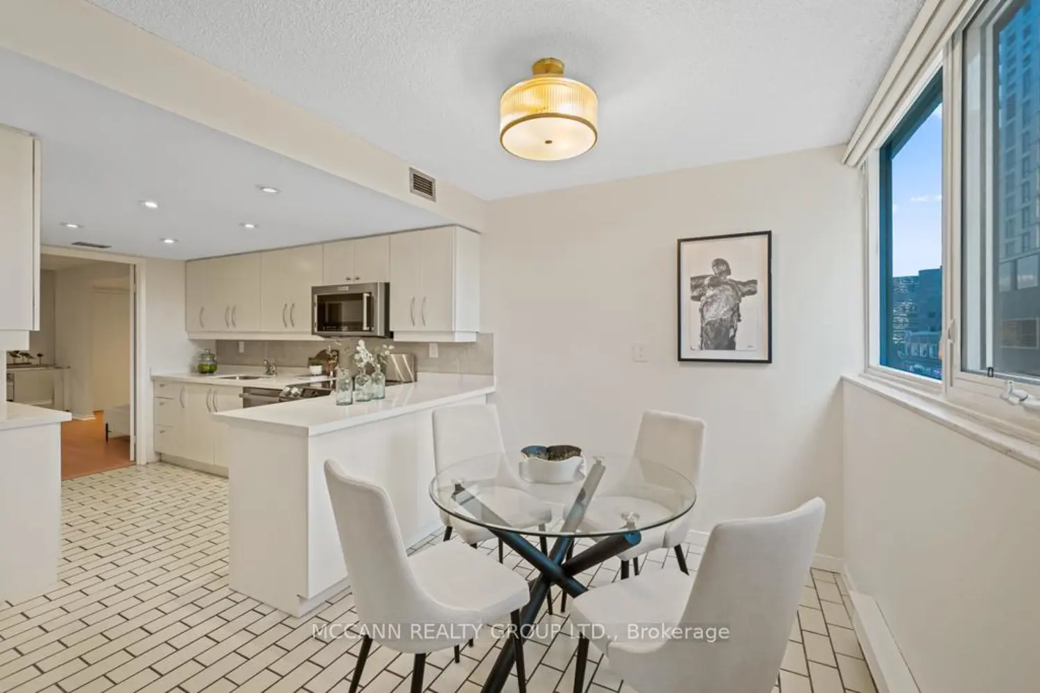 Additional image 7 of 360 Bloor Street 301