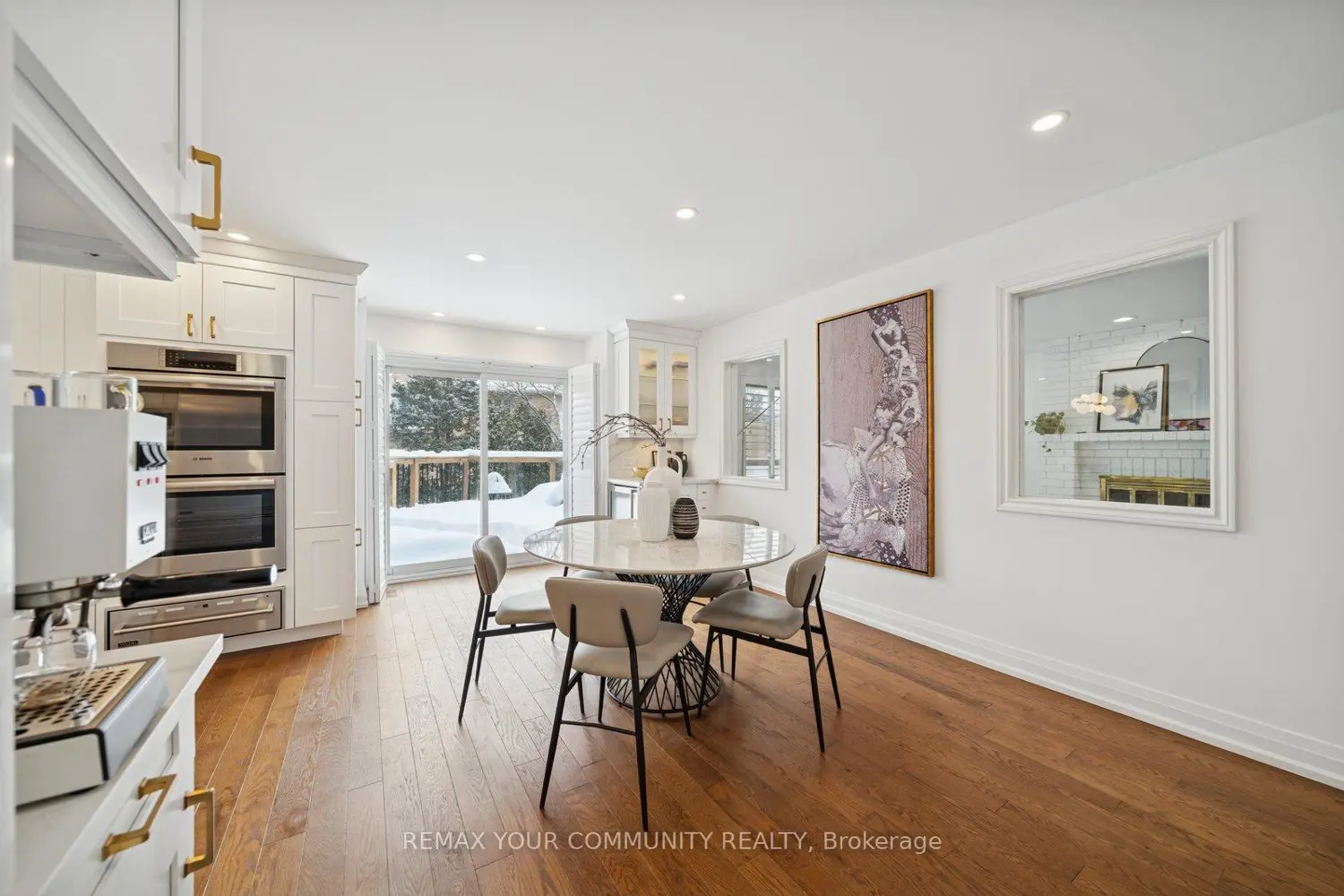 139 Franklin Avenue photo 4
