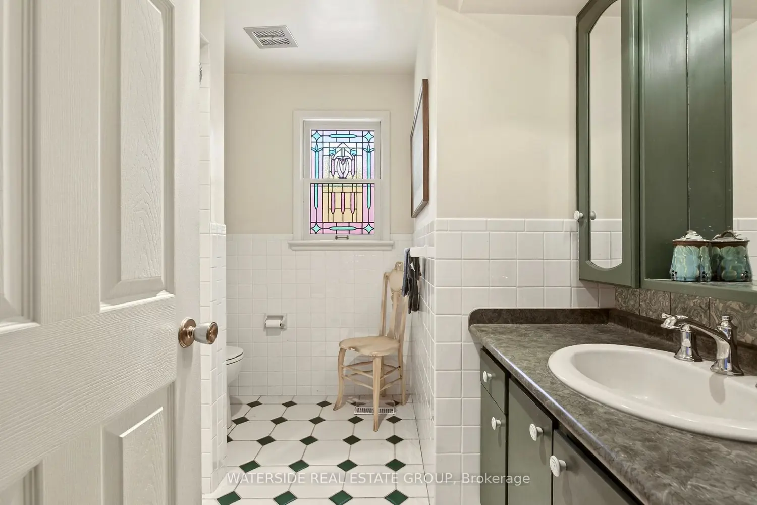 Additional image 8 of 136 Highway 8