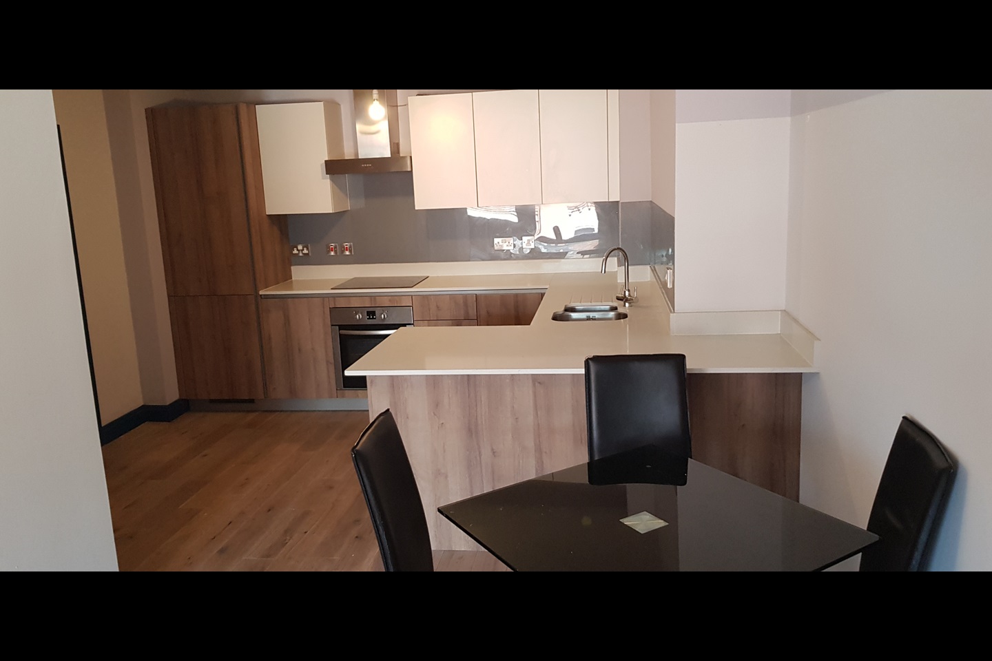 Additional image 2 of 3 Bed Flat, Thomas Street, M4, N1 7GU