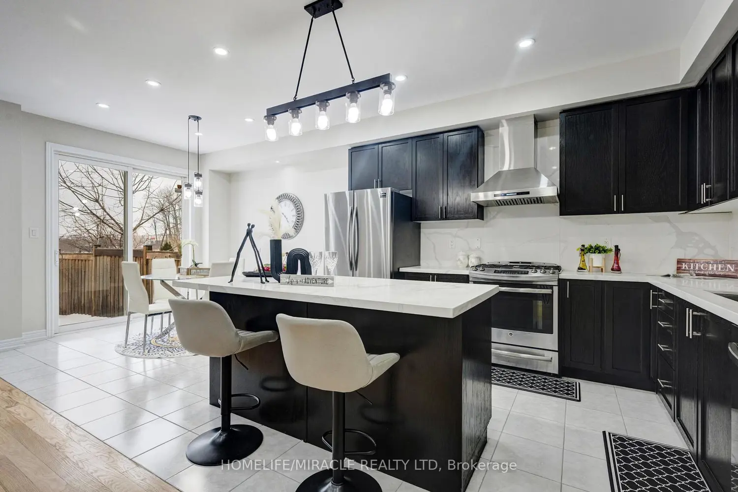 Additional image 4 of 14 Vezna Crescent