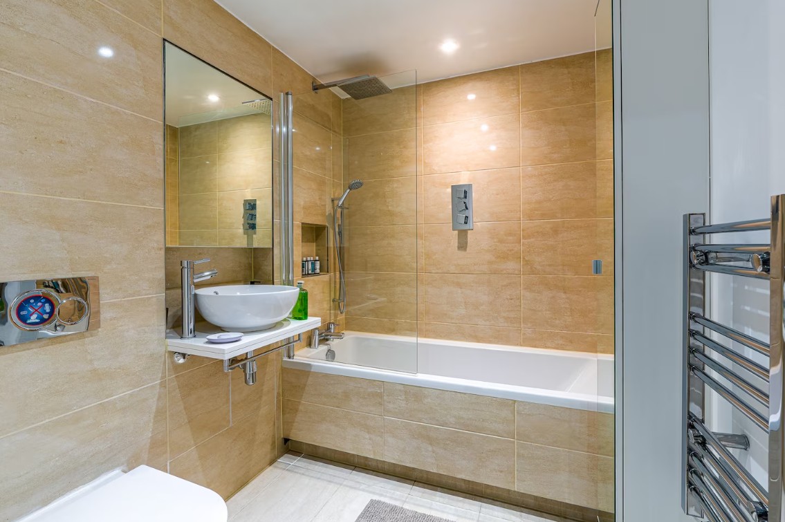 Additional image 15 of 1 Bed Flat, Ariana Apartments, SW6, N1 7GU