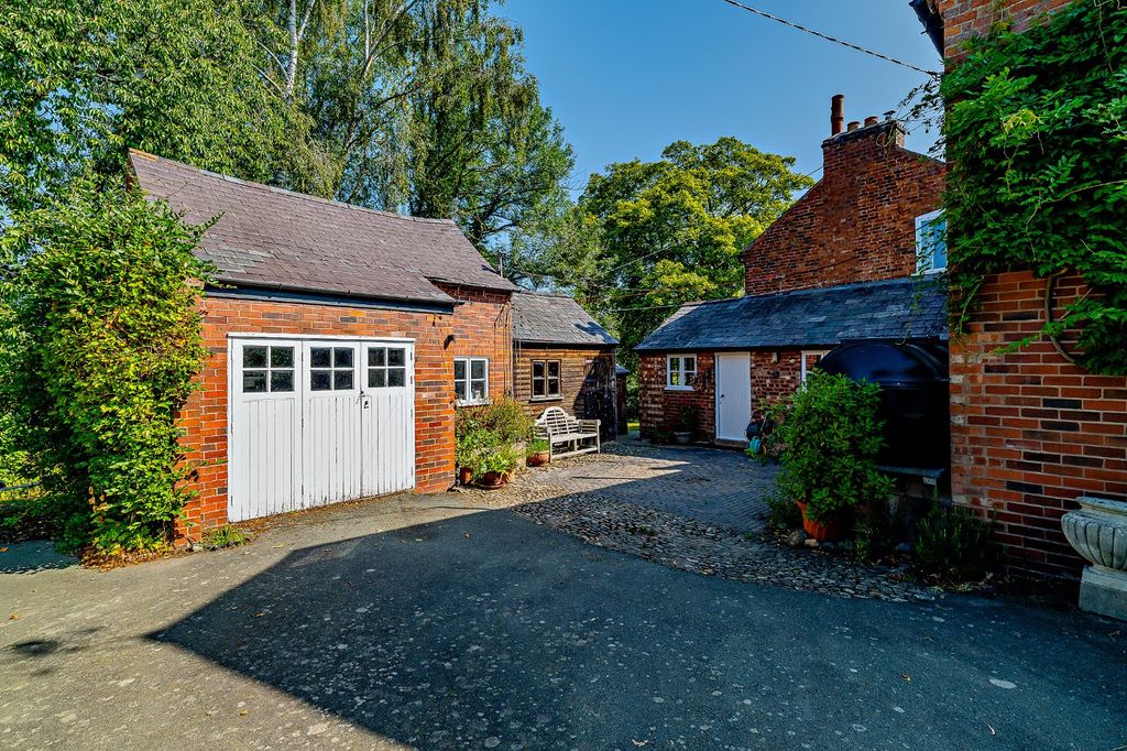 Additional image 24 of 5 bed detached house for saleIsle Lane, Bicton, Shrewsbury SY3
