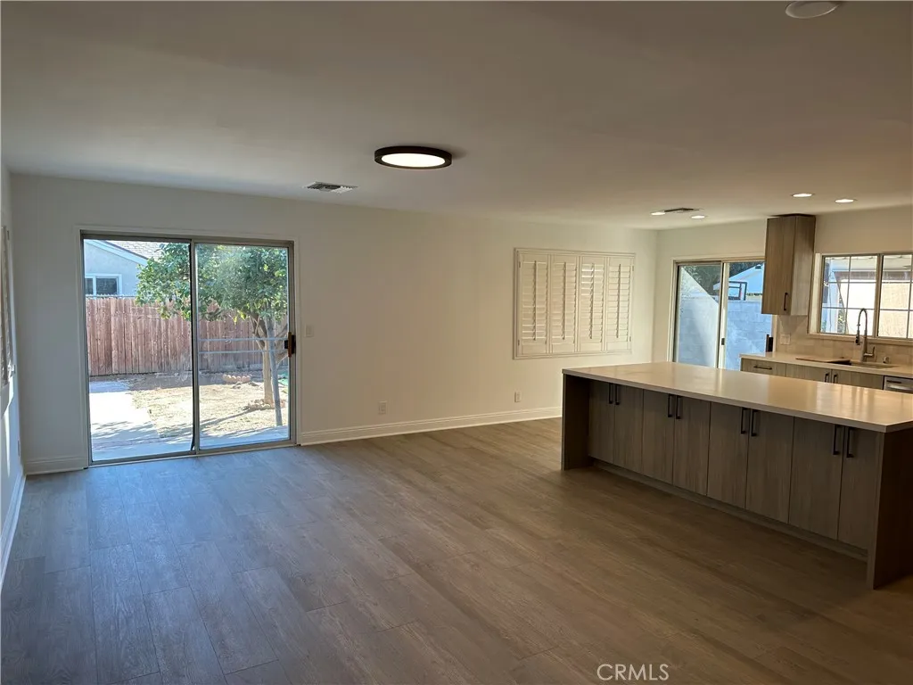 Additional image 23 of 14222 Hart Street, Van Nuys, CA 91405