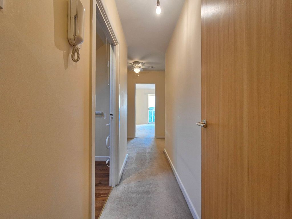 Additional image 23 of 4 bed penthouse for saleNeptune Square, Ipswich IP4