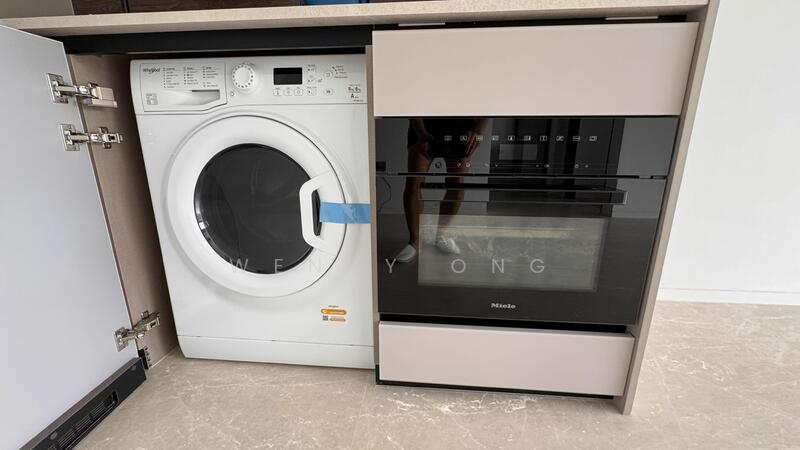 Additional image 5 of 2 Harbourfront Avenue