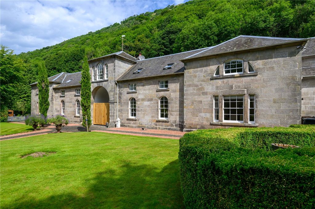 Additional image 20 of 9 bed detached house for saleThe Stables, Woodland Park, Alva, Clackmannanshire FK12