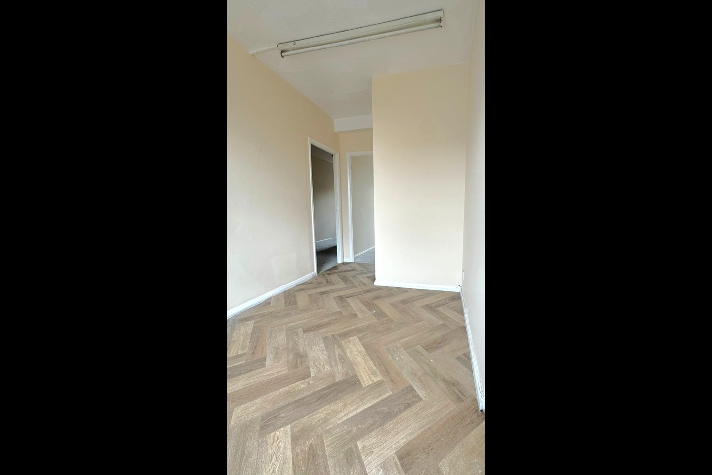 Additional image 11 of 2 Bed Flat, Commercial Road, E1, N1 7GU