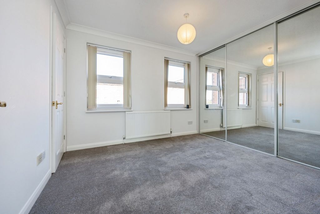 Additional image 18 of 2 bed flat for saleAshburnham Road, Bedford MK40