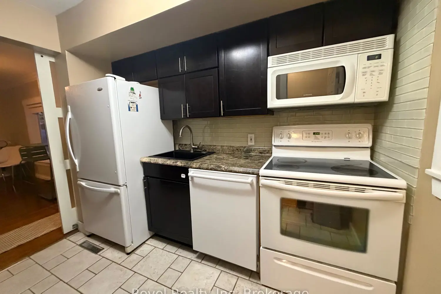 Additional image 10 of 148 Main Street