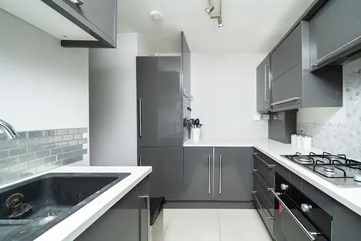 Additional image 9 of 2 Bed Flat, Sable Street, N1, N1 7GU