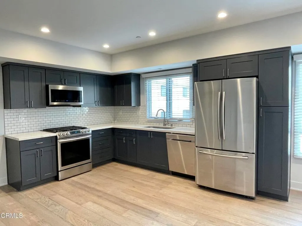 Additional image 16 of 137 S Wilson Avenue Unit 302, Pasadena, CA 91106