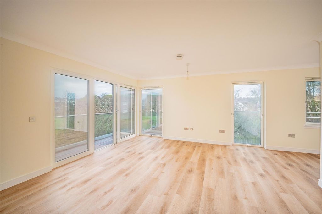 Additional image 2 of 3 bed flat for saleMortimer Street, Monifieth DD5