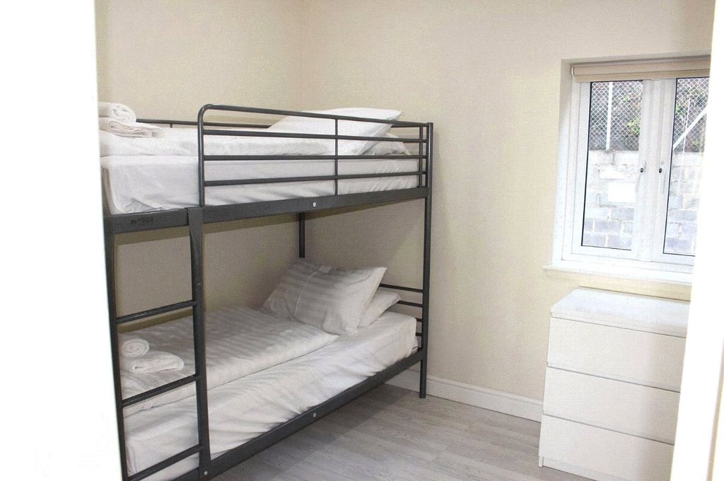 Additional image 11 of 2 bed flat for saleApt 4 (18) Coastal View, Pendine, Carmarthen SA33