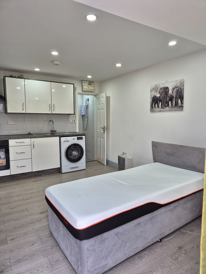 Additional image 12 of 1 Bed Flat, Selly Oak, B29, N1 7GU