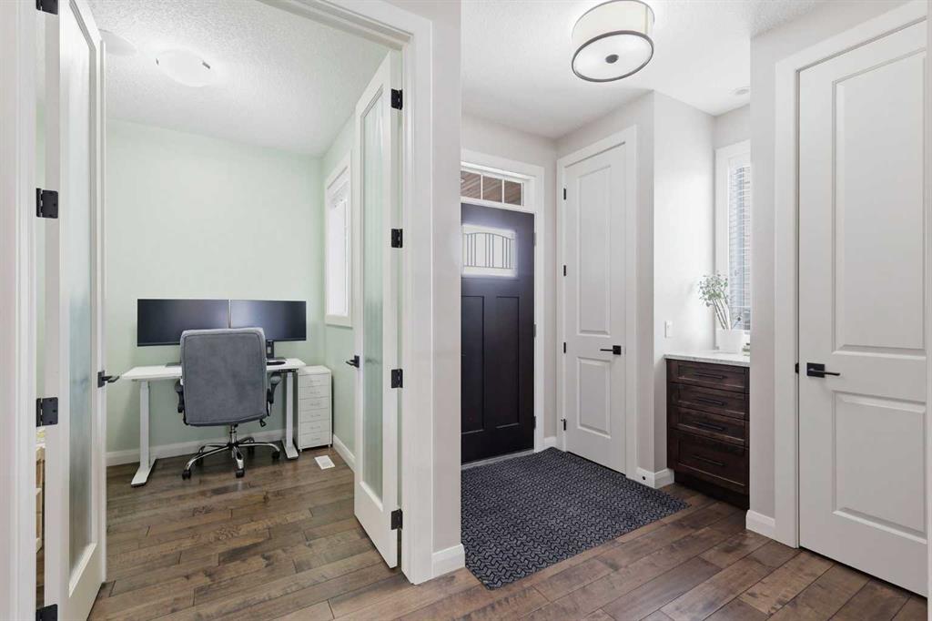 Additional image 5 of 113 Kinniburgh Way, Chestermere, AB, T1X 0R8