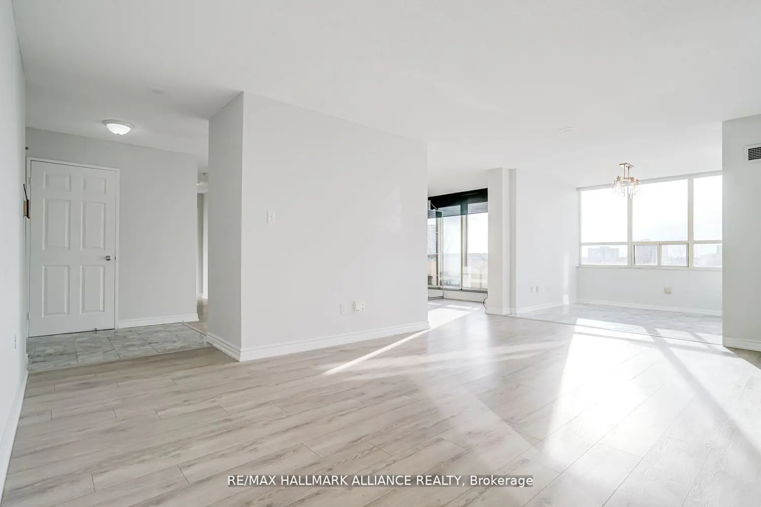 30 Malta Avenue 307 photo 4
