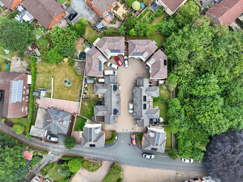 30 bed detached house for saleColliery Mews, Heath Hill, Dawley, Telford, Shropshire TF4